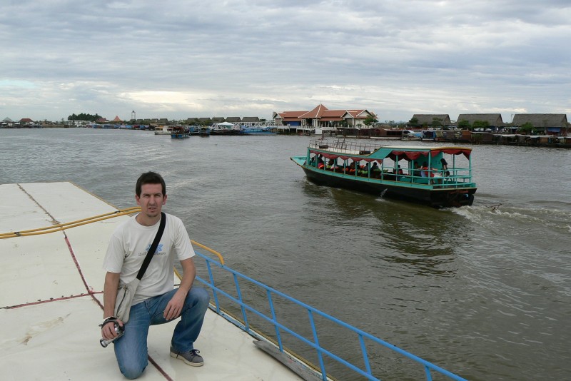 01 Villaggio di pescatori di chong khneas sul lago tonlesap